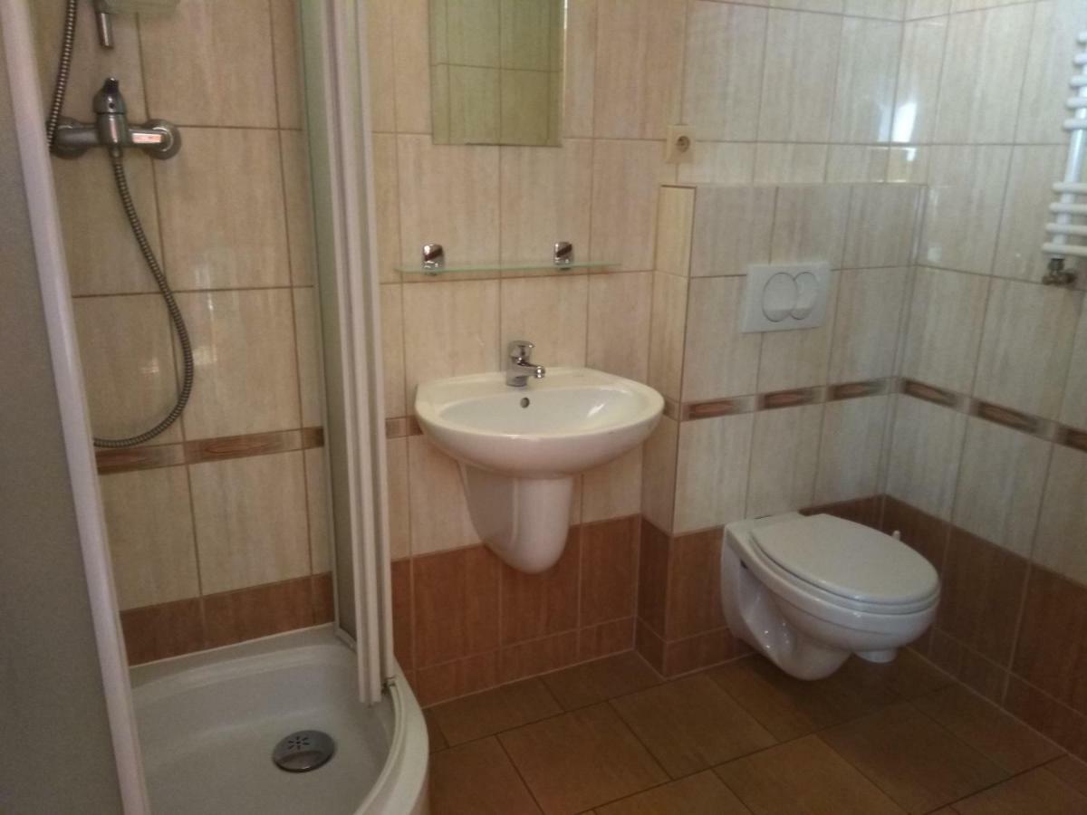 Zajazd U Doktora Lubrza  Exterior foto